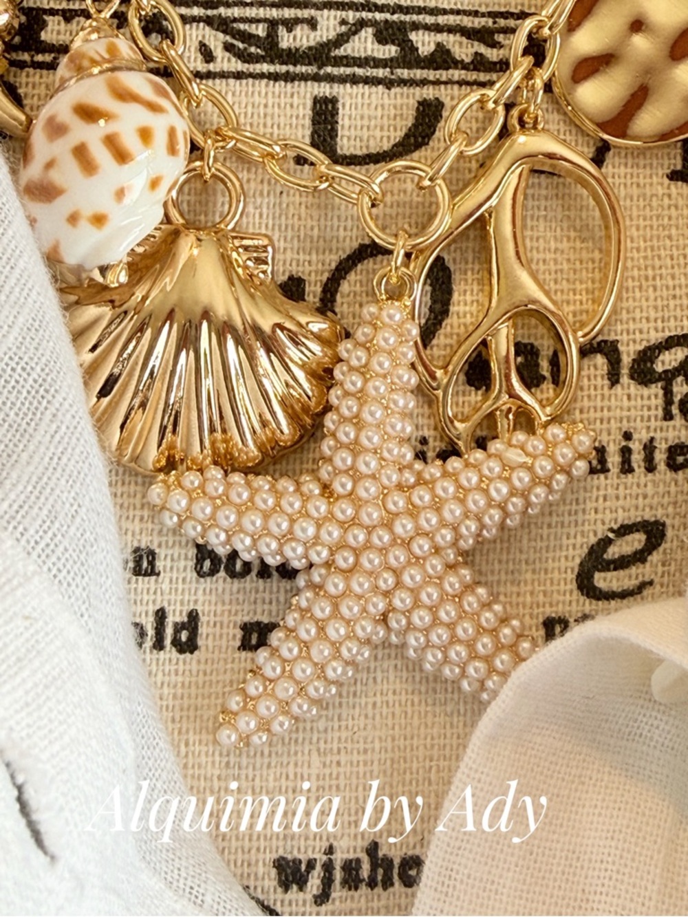 Alquimia Gold and Pearl Starfish Charm Necklace - Picture 3 of 7